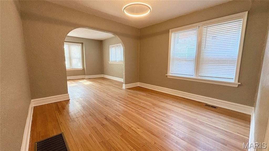 7345 Amherst Ave - Photo 4 of 13