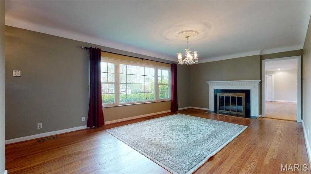 31 Tealwood Dr - Photo 3 of 38