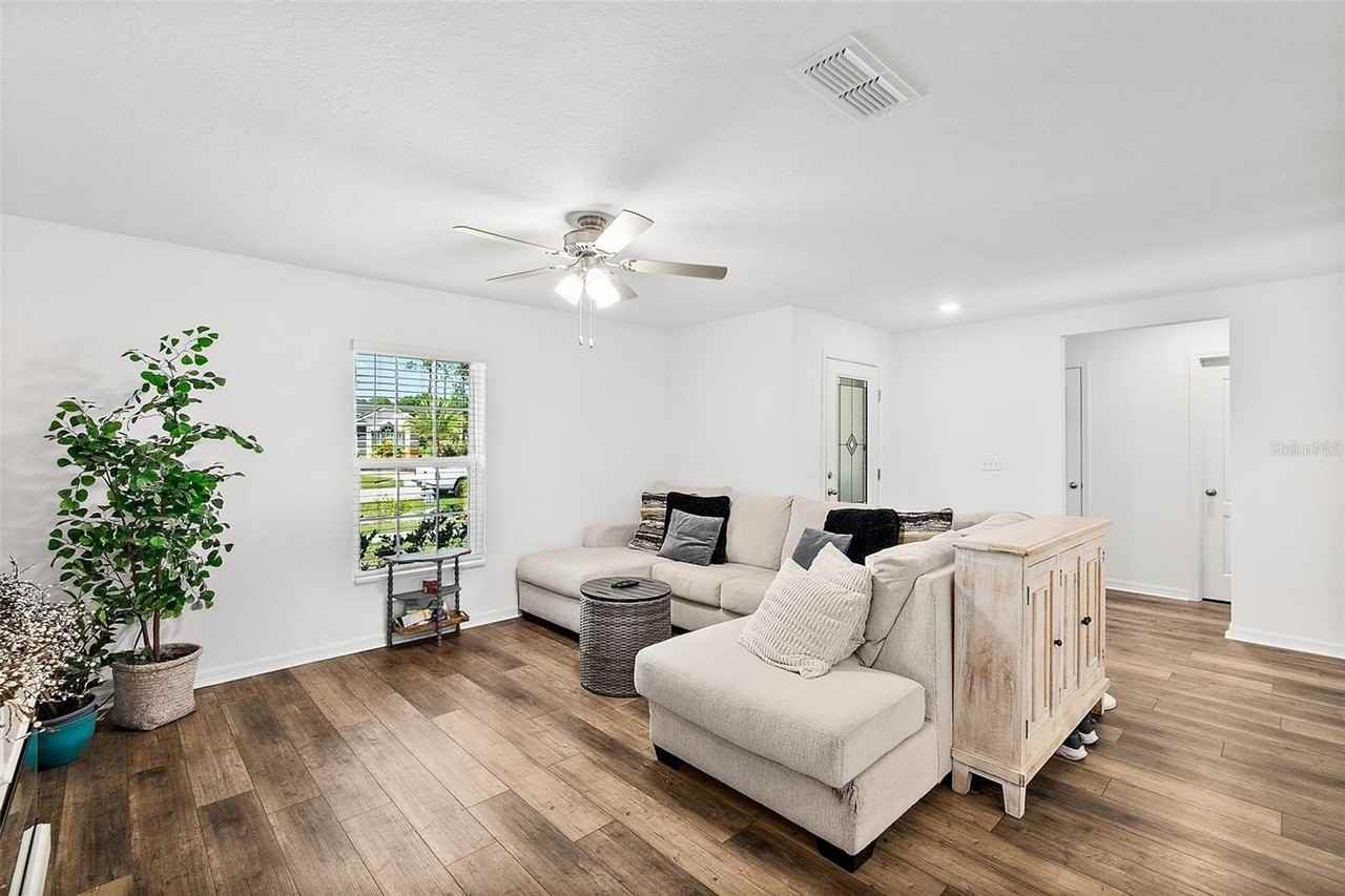 21 Wheeler Ln - Photo 6 of 47