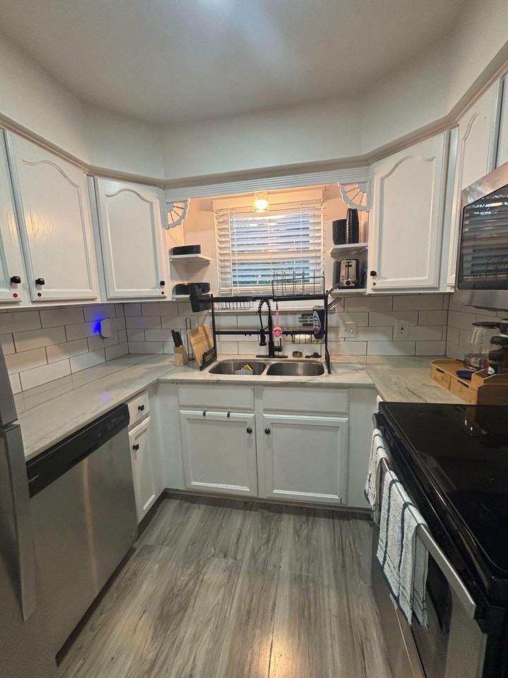 E Rosedale St - Photo 3 of 9