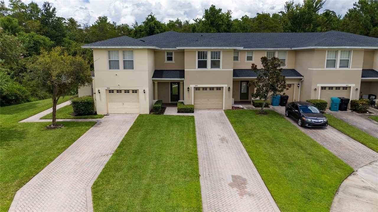 9858 Tivoli Villa Dr - Photo 3 of 37