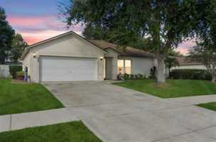 featured image of 886 Scenic View Cir