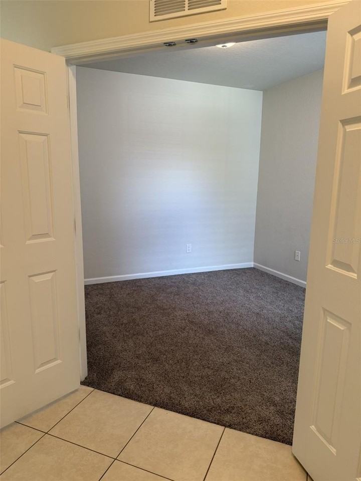 4401 Sw 52nd Cir #101 - Photo 4 of 22