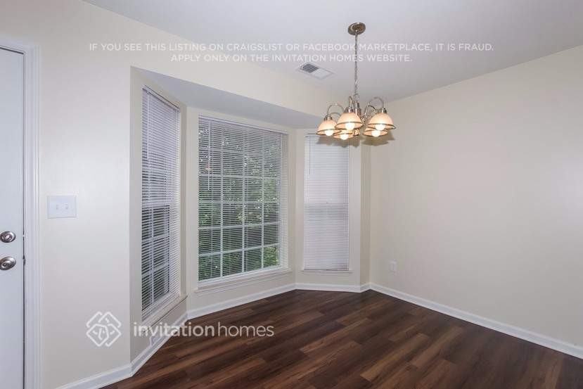 8612 Warwick Crest Ln - Photo 5 of 9