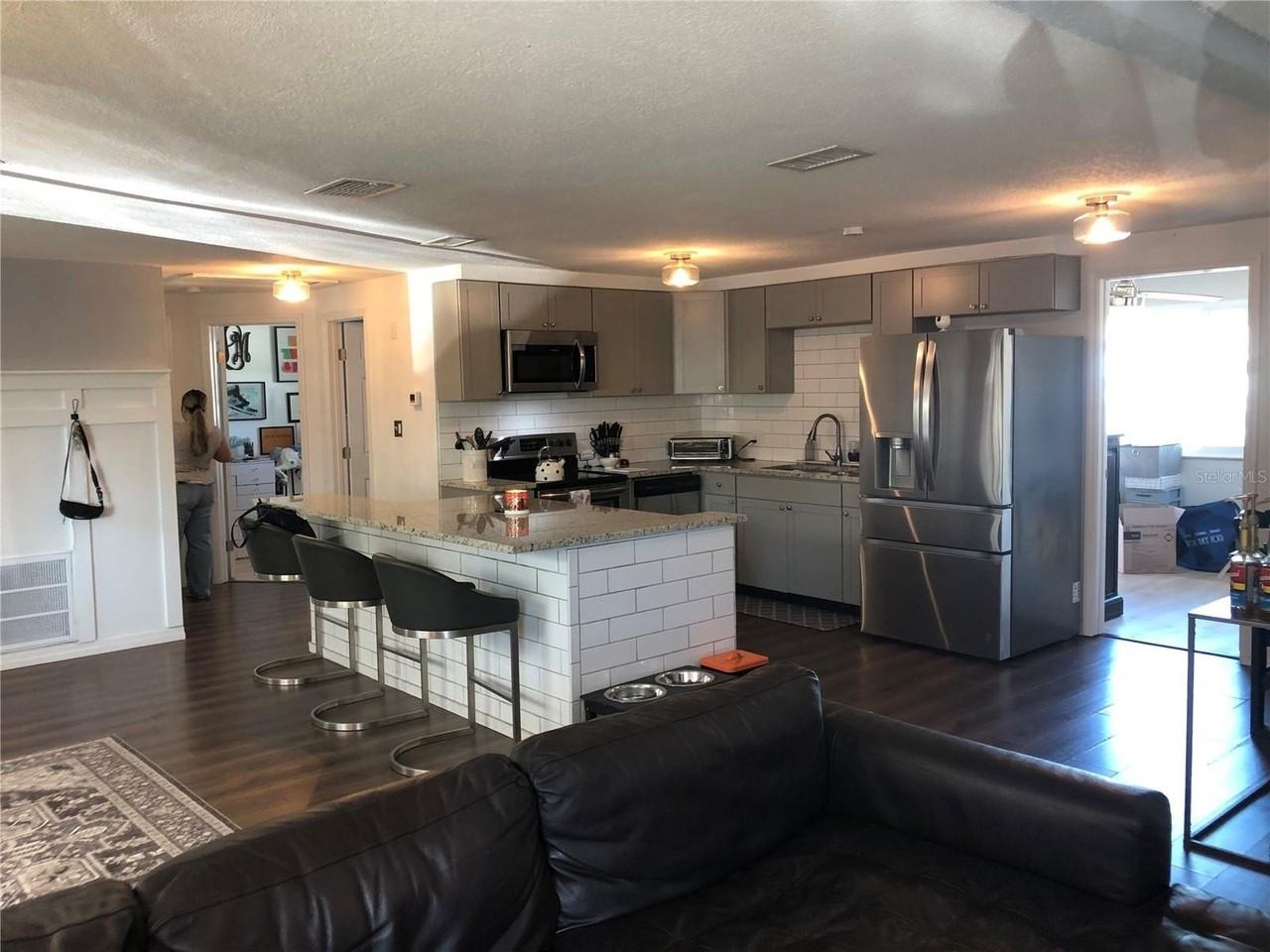 6425 Reno Ave - Photo 5 of 17