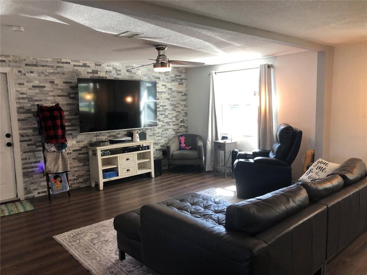 6425 Reno Ave - Photo 6 of 17