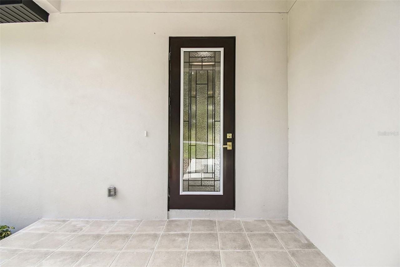 145 N Orange Ave - Photo 6 of 50