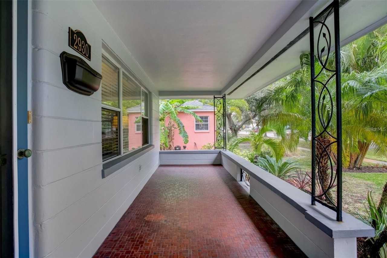 2930 9th Ave N - Photo 2 of 41