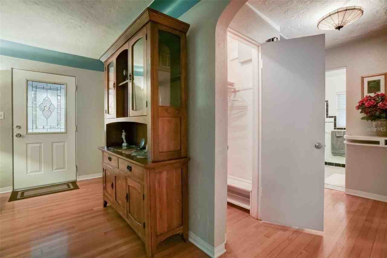 2930 9th Ave N - Photo 7 of 41