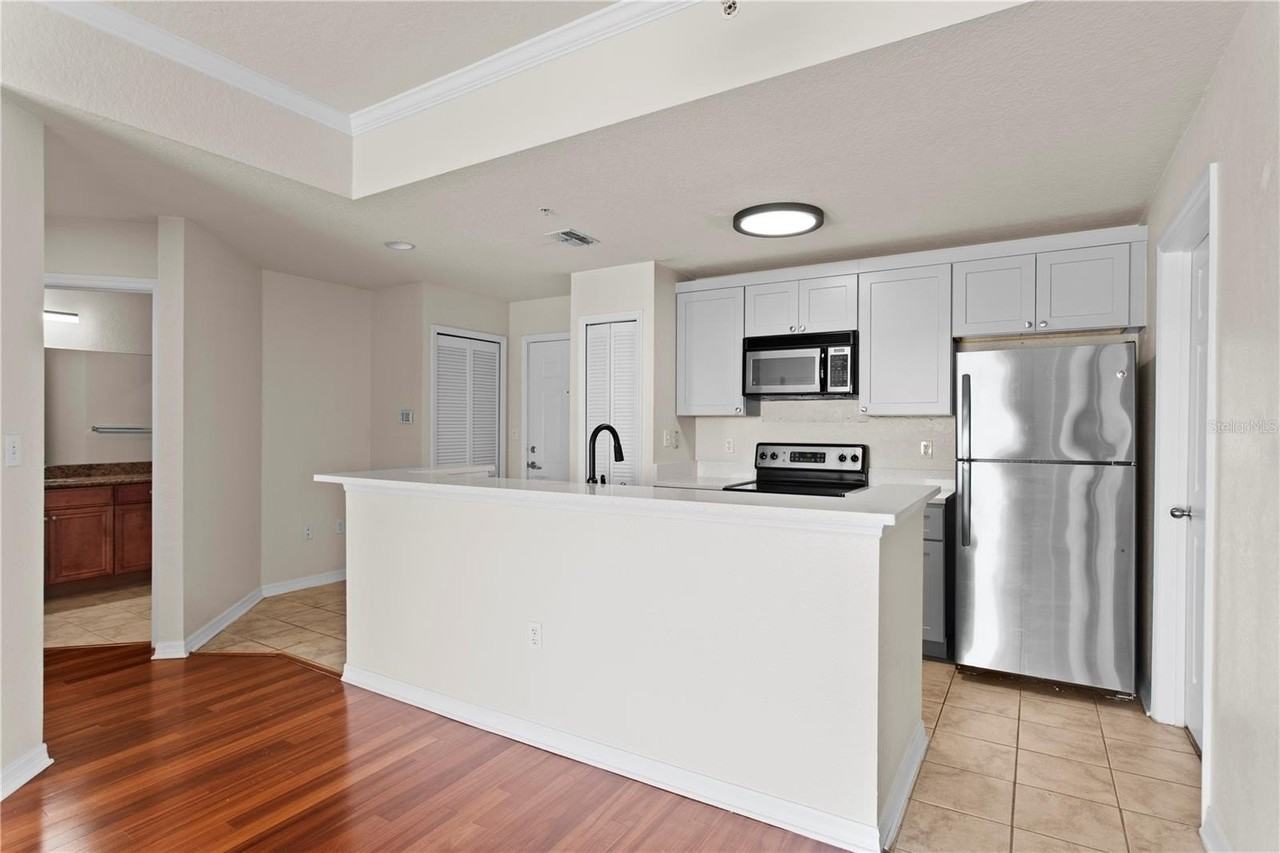 700 S Harbour Island Blvd #704 - Photo 7 of 44