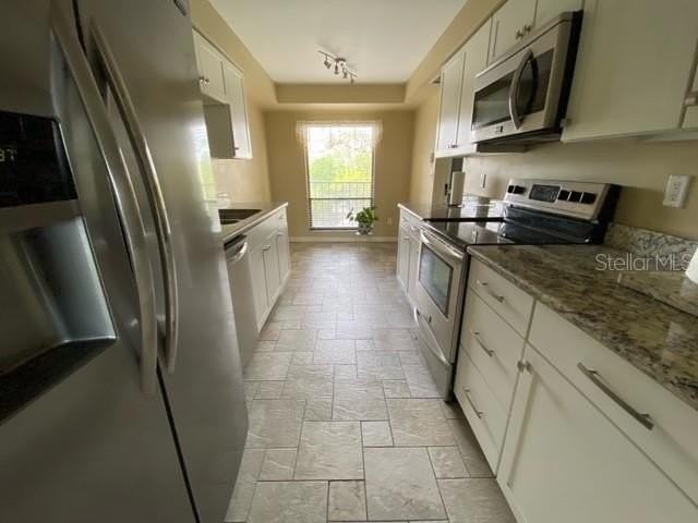 3300 Cove Cay Dr #4F - Photo 6 of 28