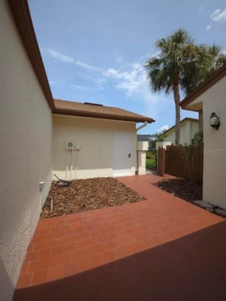 14764 Feather Cove Ln - Photo 7 of 50