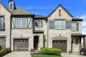 featured image of 1961 Newark Ln