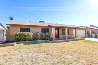 5419 W Mercer Ln - Photo 1 of 1