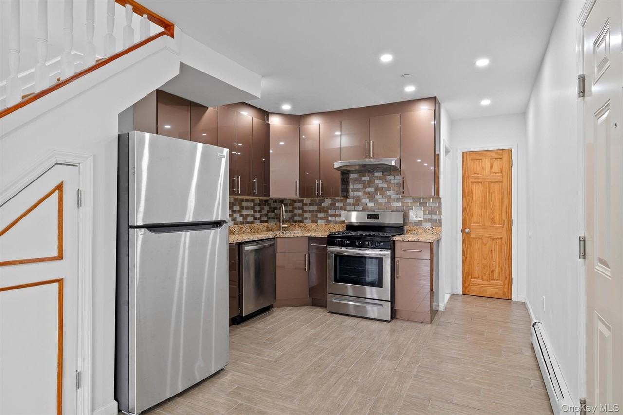 16831 Hillside Ave #F - Photo 4 of 16