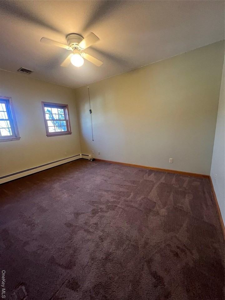 50 Rutsonville Rd - Photo 5 of 11