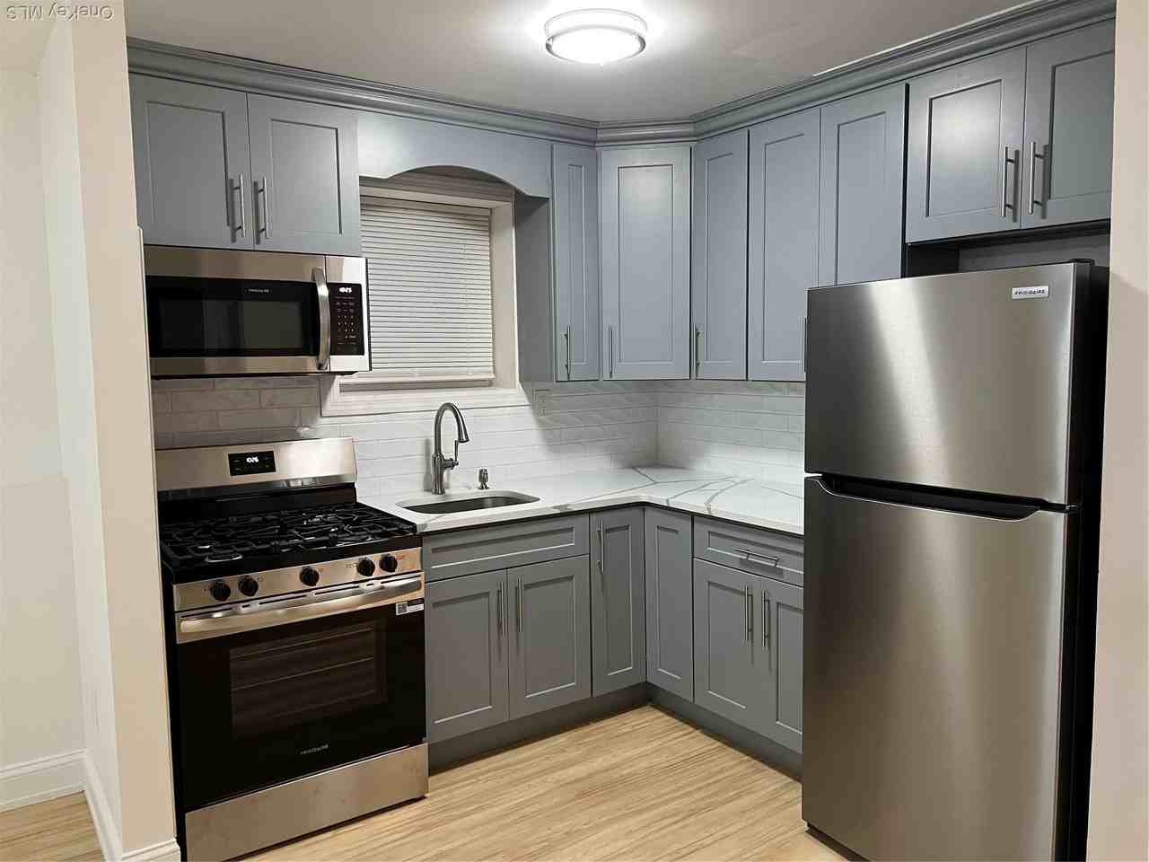 13438 161st St #1 - Photo 2 of 7