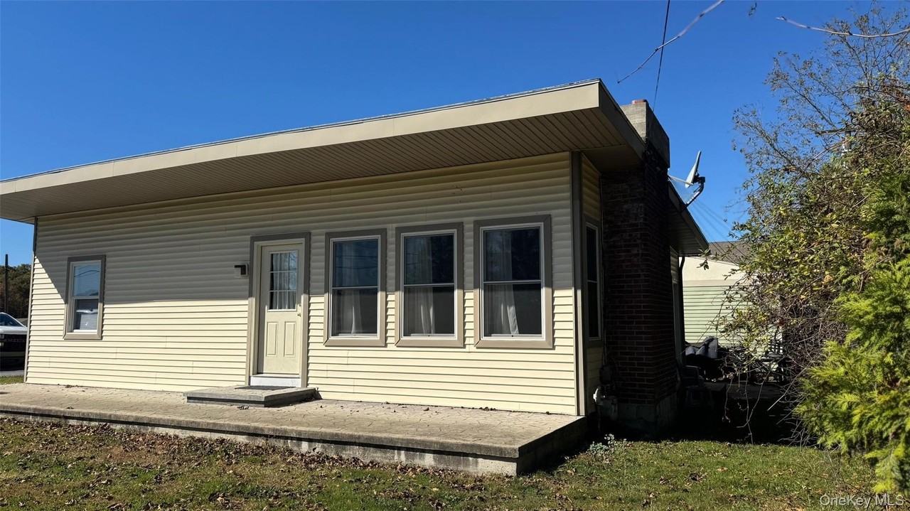 3142 State Route 207 - Photo 2 of 11