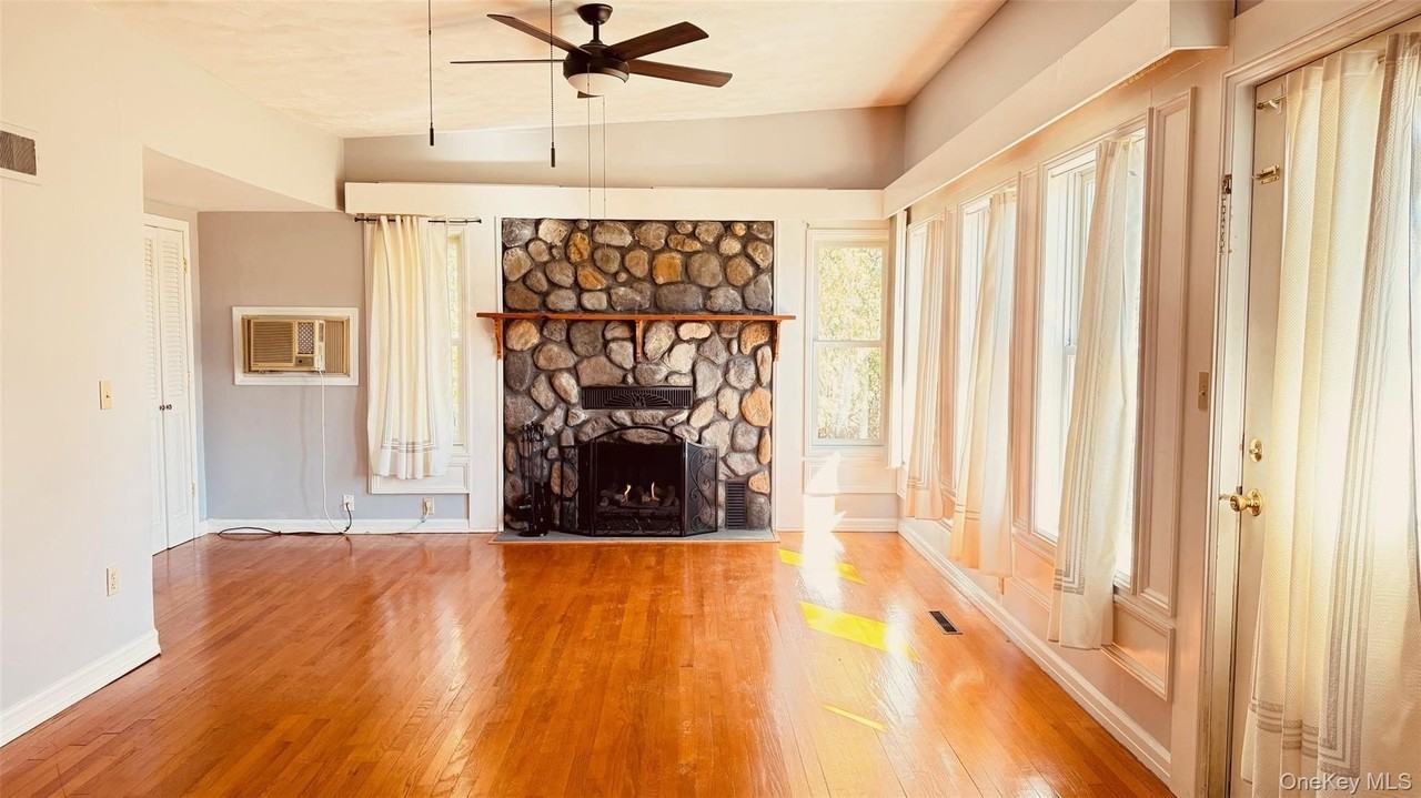 3142 State Route 207 - Photo 3 of 11