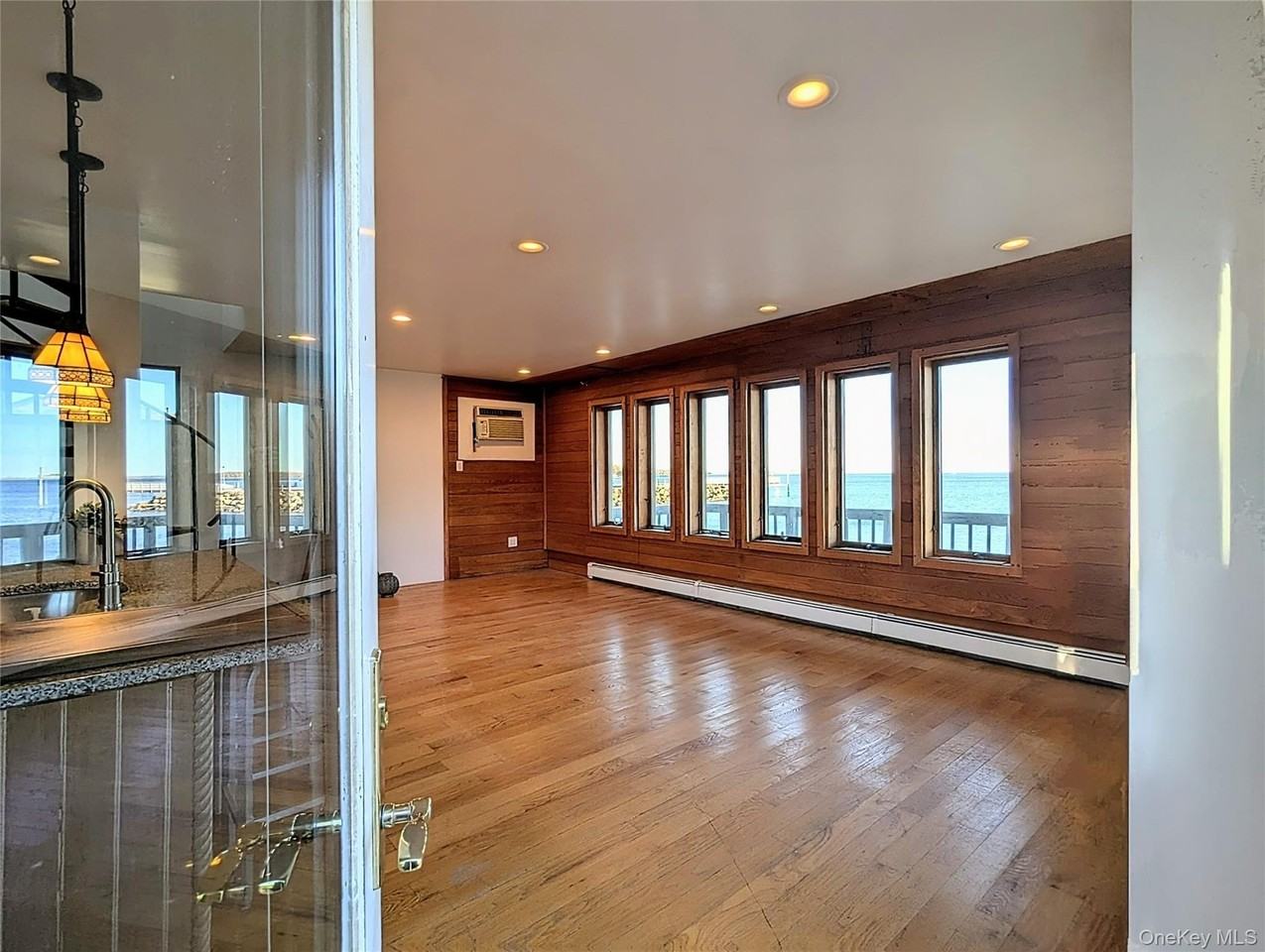 528 Minnieford Ave #D - Photo 3 of 27