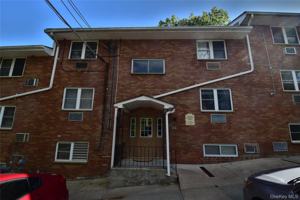 featured image of 51 Leroy Pl