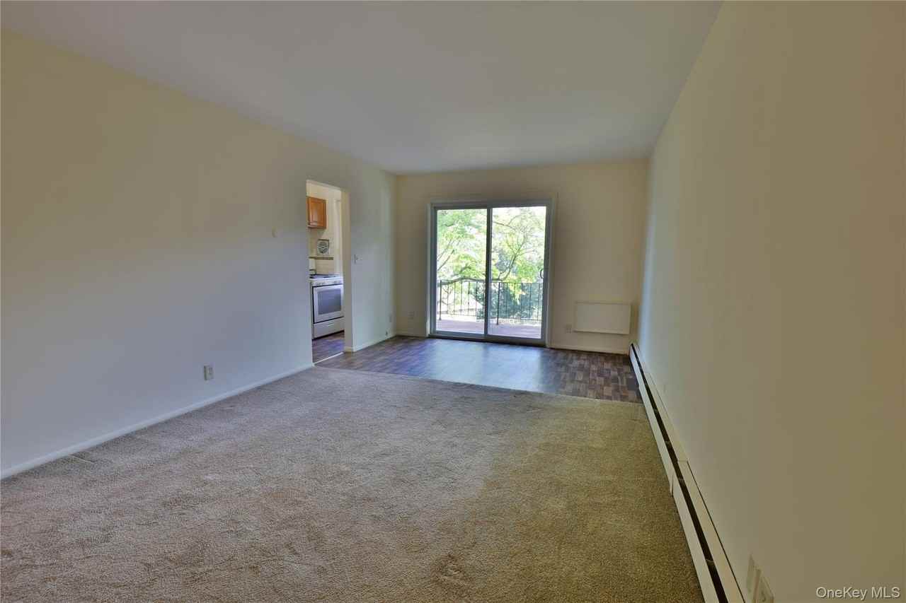 51 Leroy Pl - Photo 2 of 10