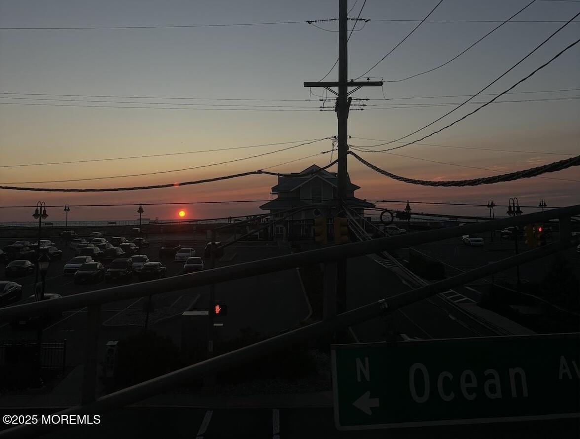 1076 Ocean Avenue #B - Photo 6 of 20