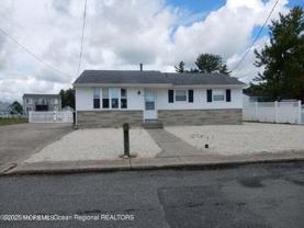 4 Lake Huron Dr - Photo 1 of 1