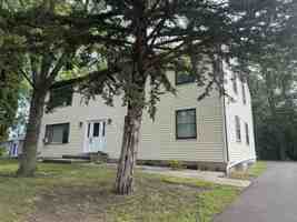 featured image of 479 Eisenhower St #B