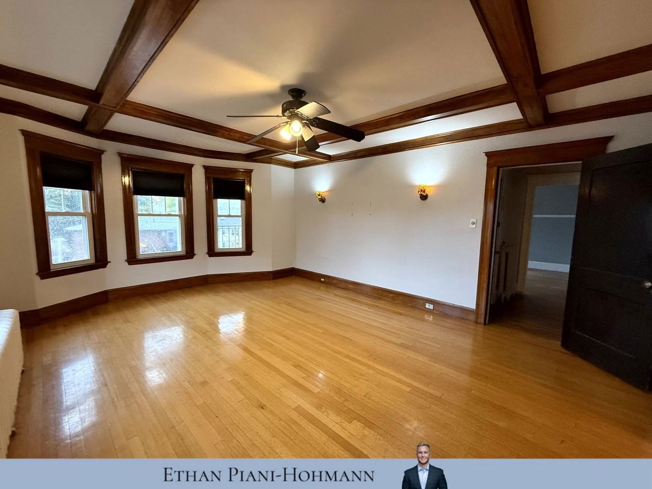 4 Adams Ave #2 - Photo 3 of 8