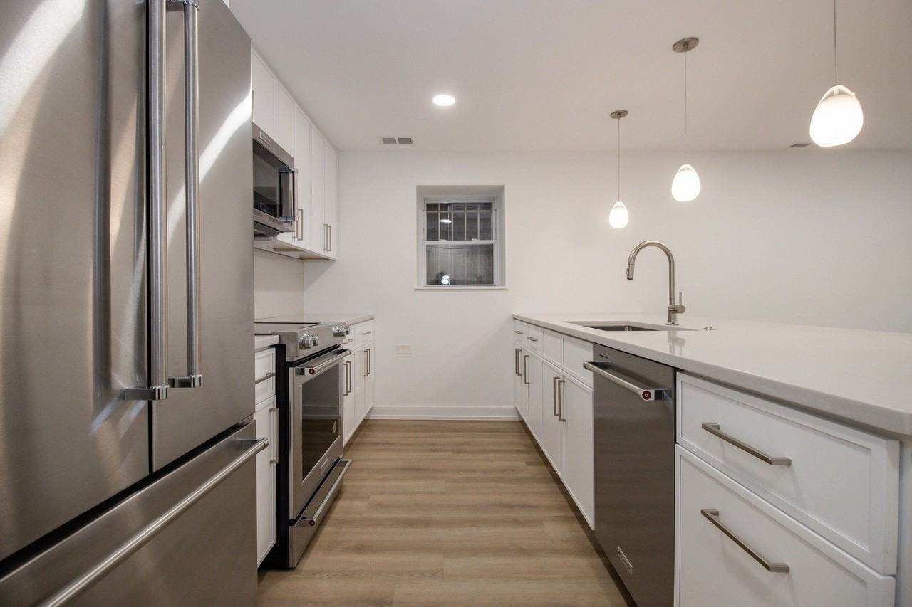 1139 N Winchester Ave #G - Photo 7 of 22