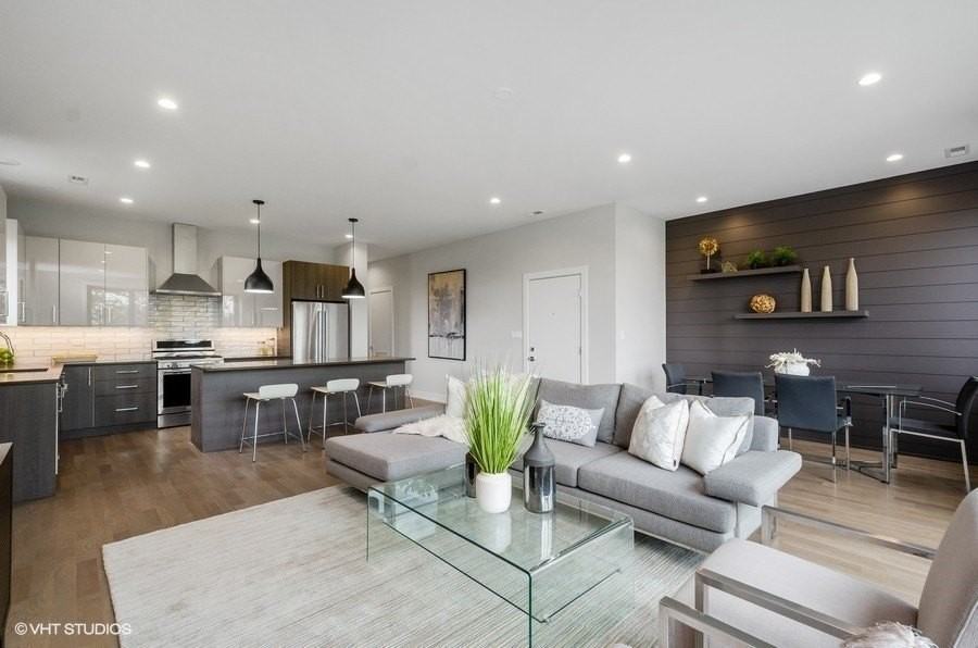 6242 S Greenwood Ave #3N - Photo 5 of 20