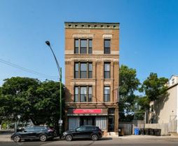 2418 N Clybourn Ave #2F - Photo 1 of 1