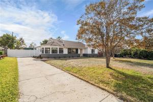 featured image of 734 E Meda Ave