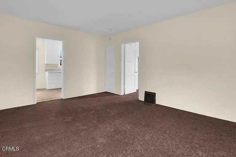 438 S Fremont Ave #A - Photo 2 of 13