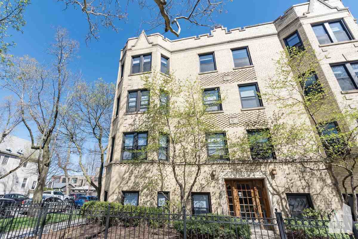 5075 N Wolcott Ave #5075-1 - Photo 2 of 8