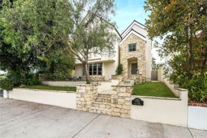 featured image of 755 31st St