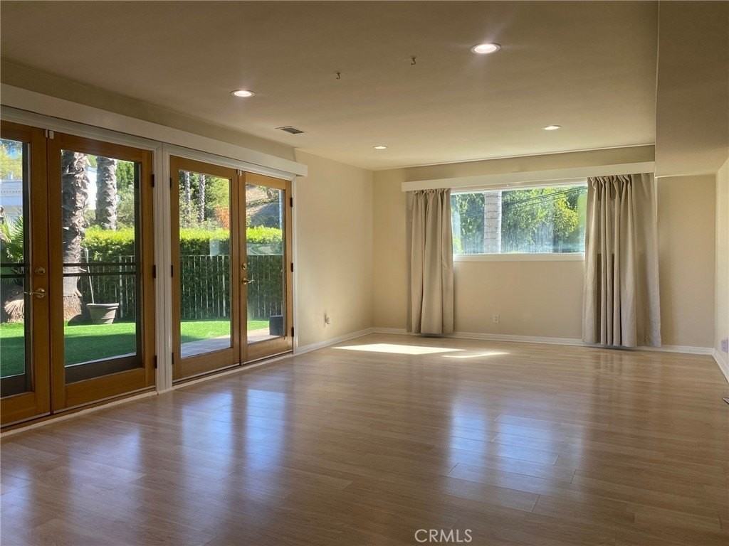 4421 Grimes Place - Photo 3 of 26