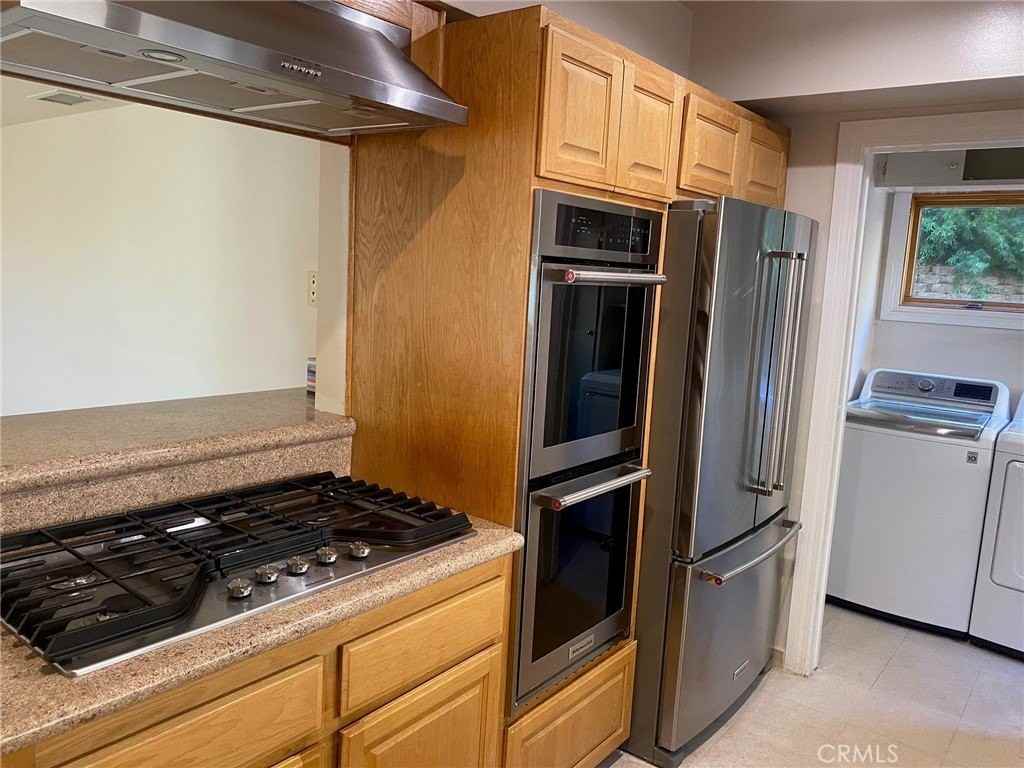 4421 Grimes Place - Photo 5 of 26