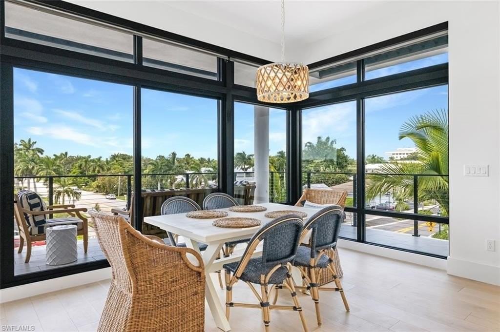 850 Central Ave #305