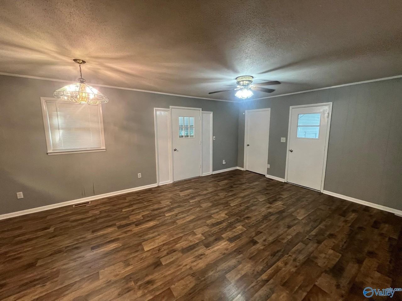 212 Cherry St Nw - Photo 5 of 22