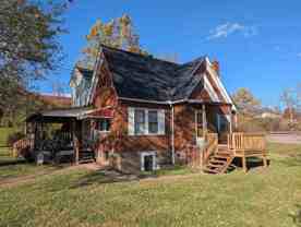 437 Smithfield Rd - Photo 1 of 1
