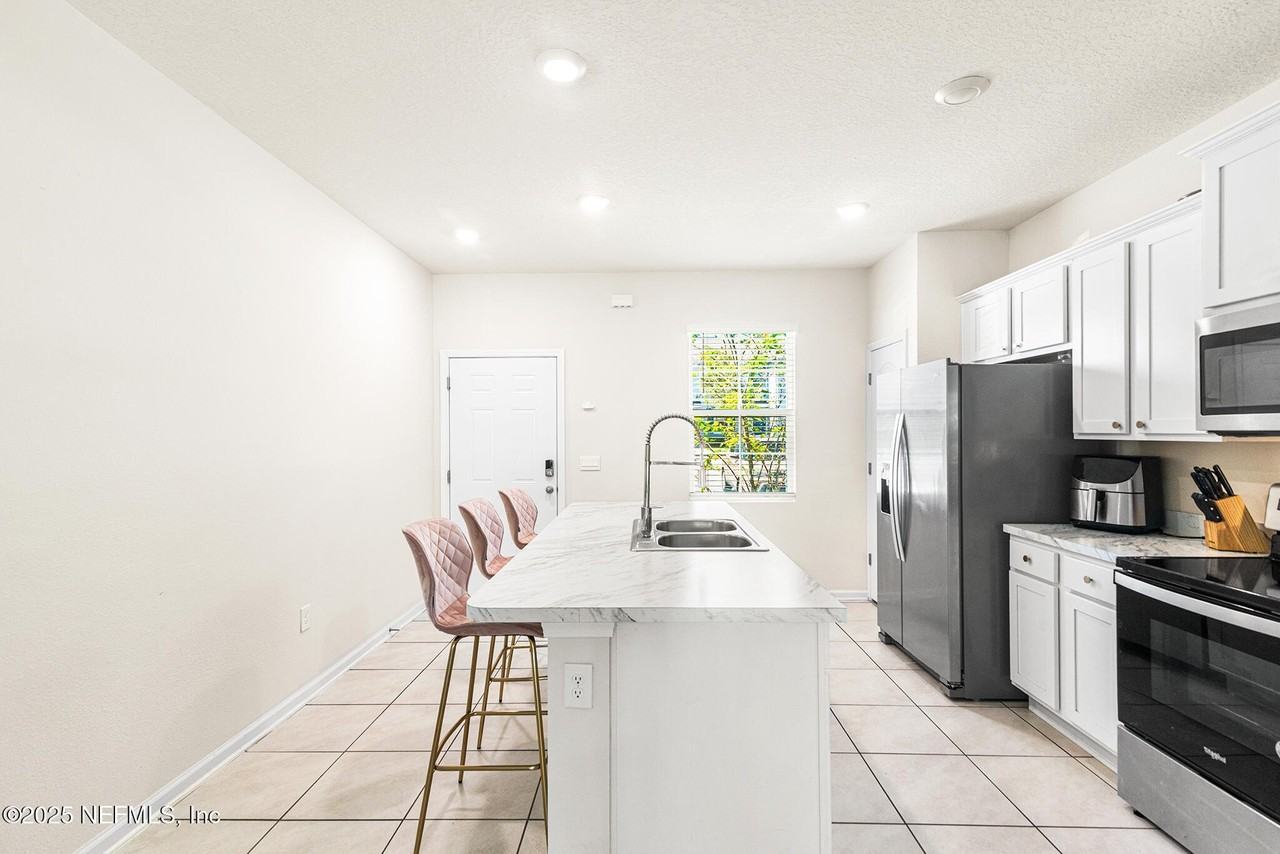 2846 Black Buck Cir - Photo 5 of 23