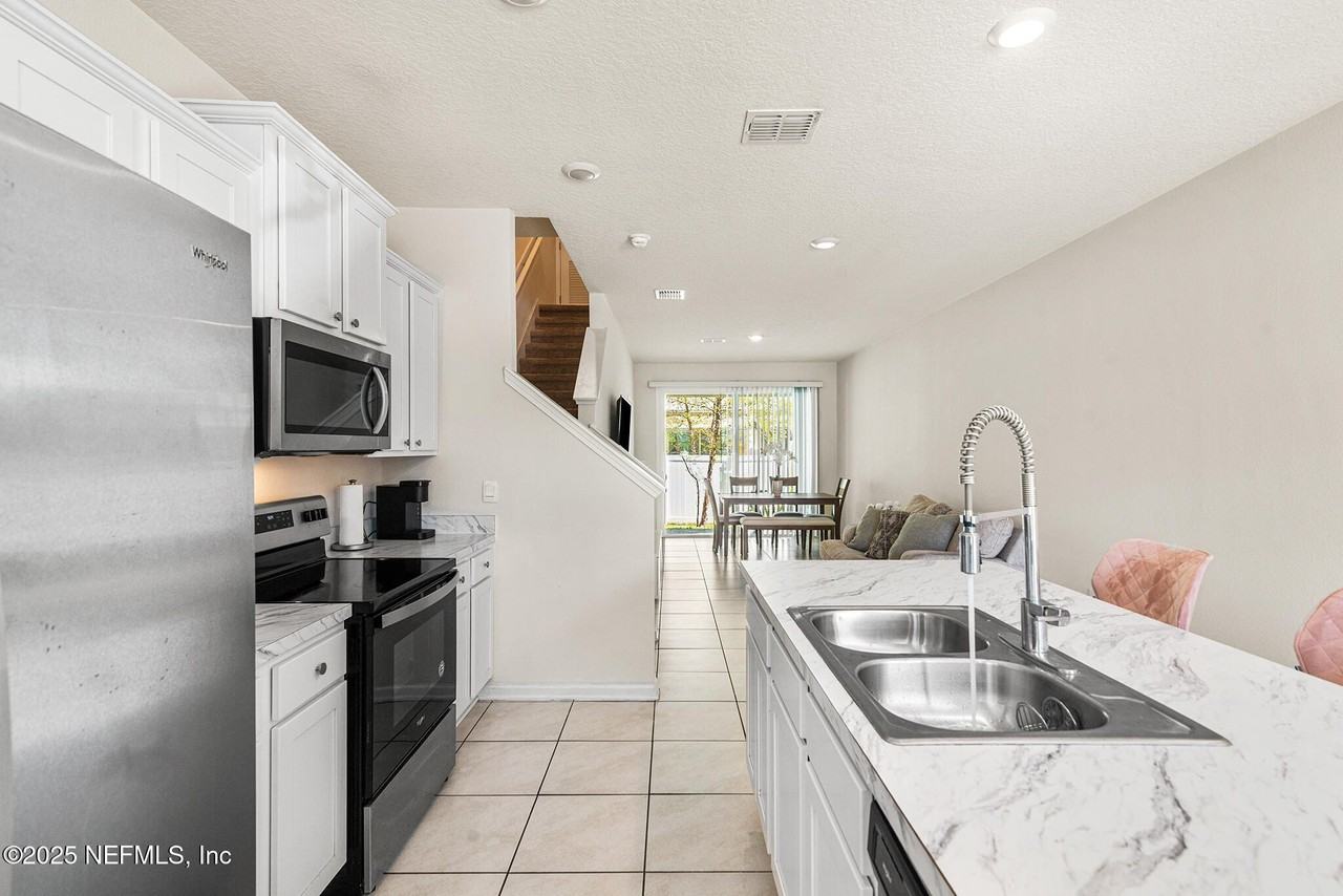 2846 Black Buck Cir - Photo 6 of 23