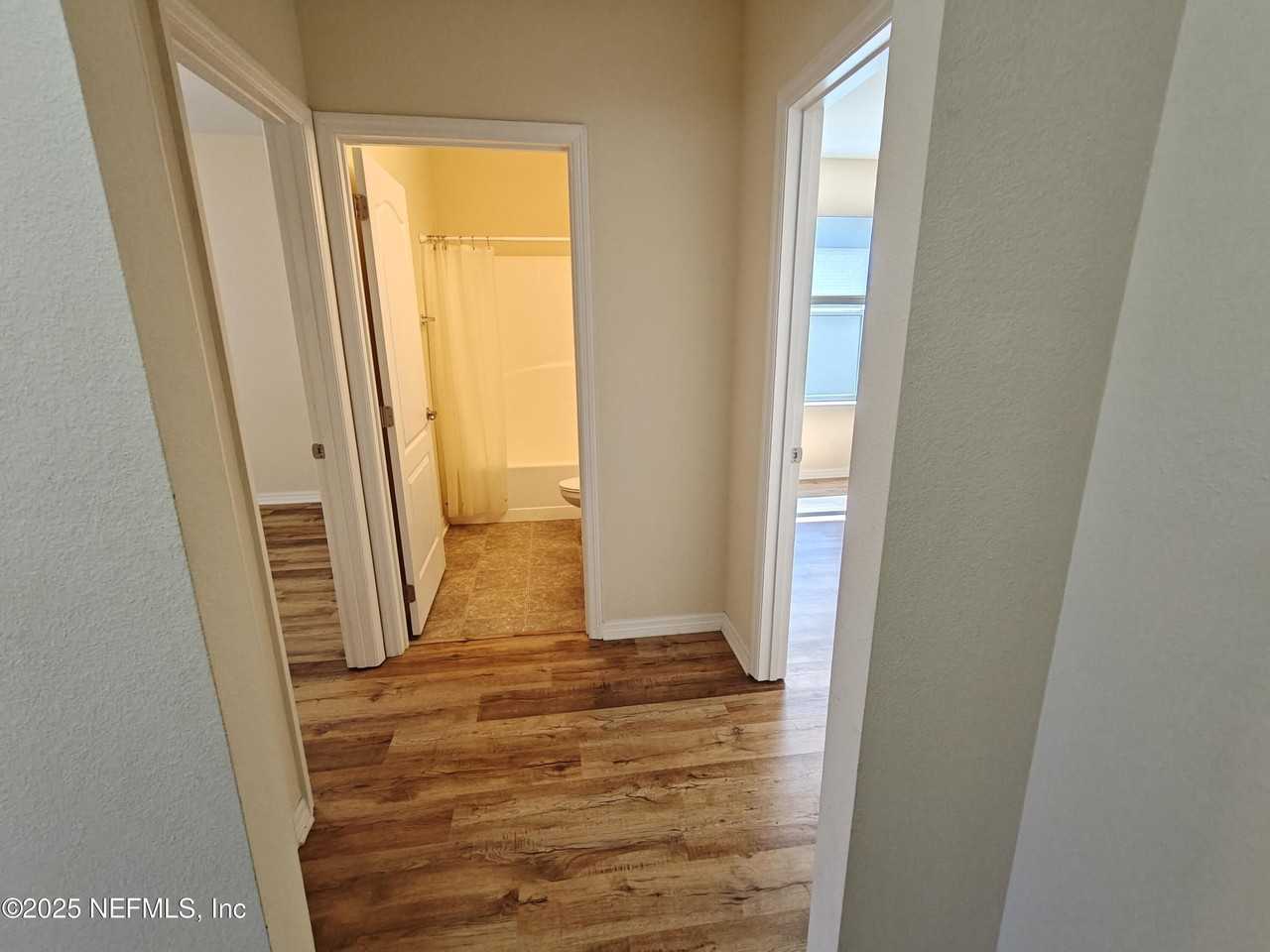 223 Osprey Marsh Ln - Photo 7 of 37