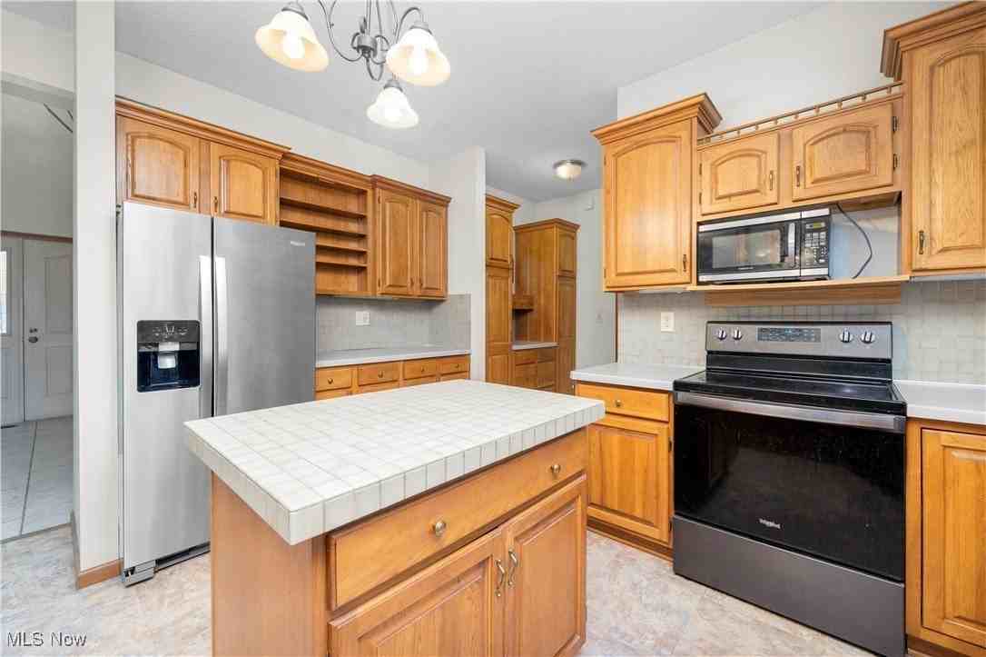 4591 S Memorial Shoreway Dr - Photo 6 of 26