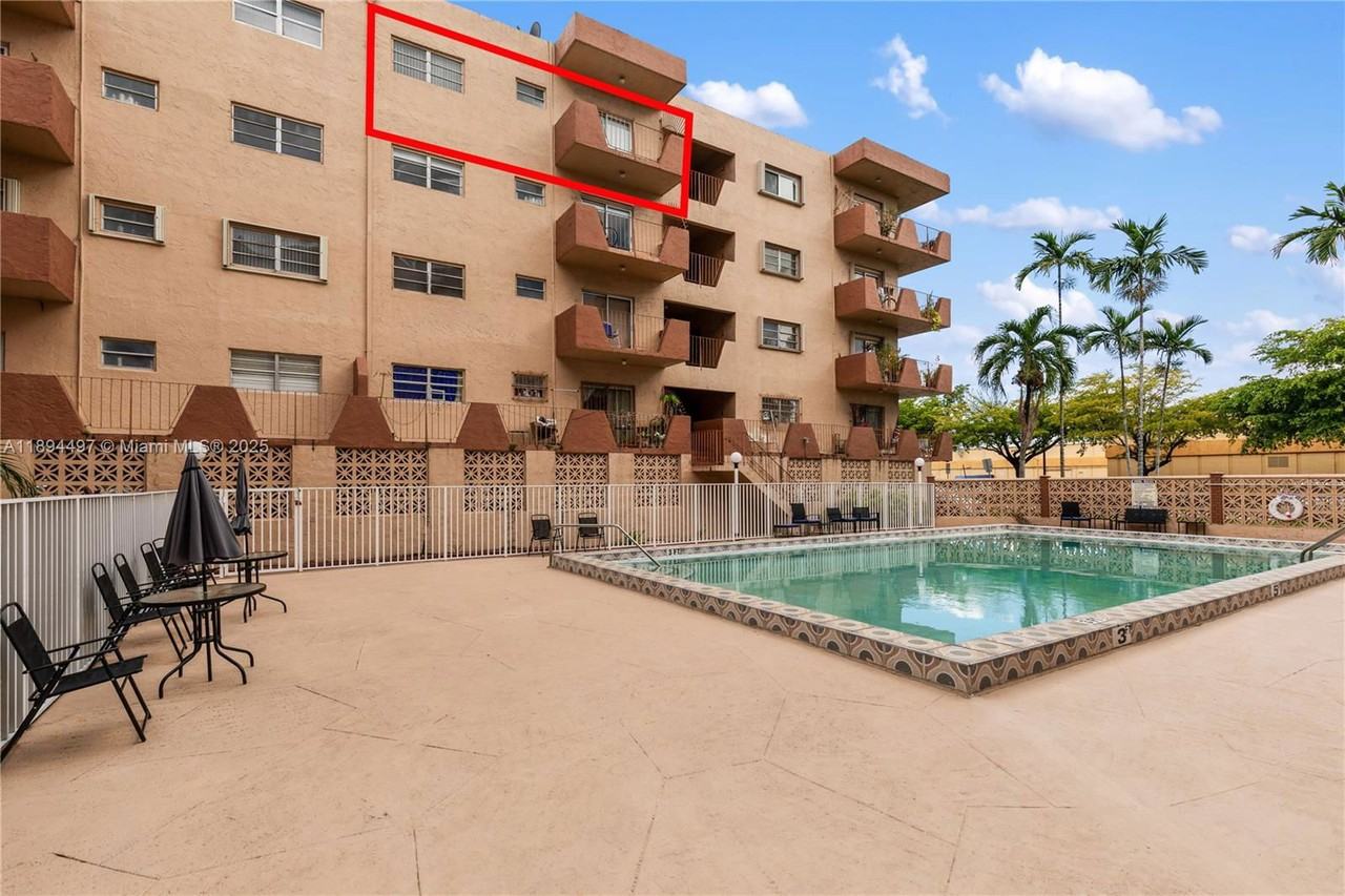 1630 W 46th St #514B - Photo 2 of 8