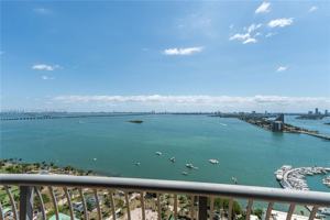 featured image of 1750 N Bayshore Dr #3001