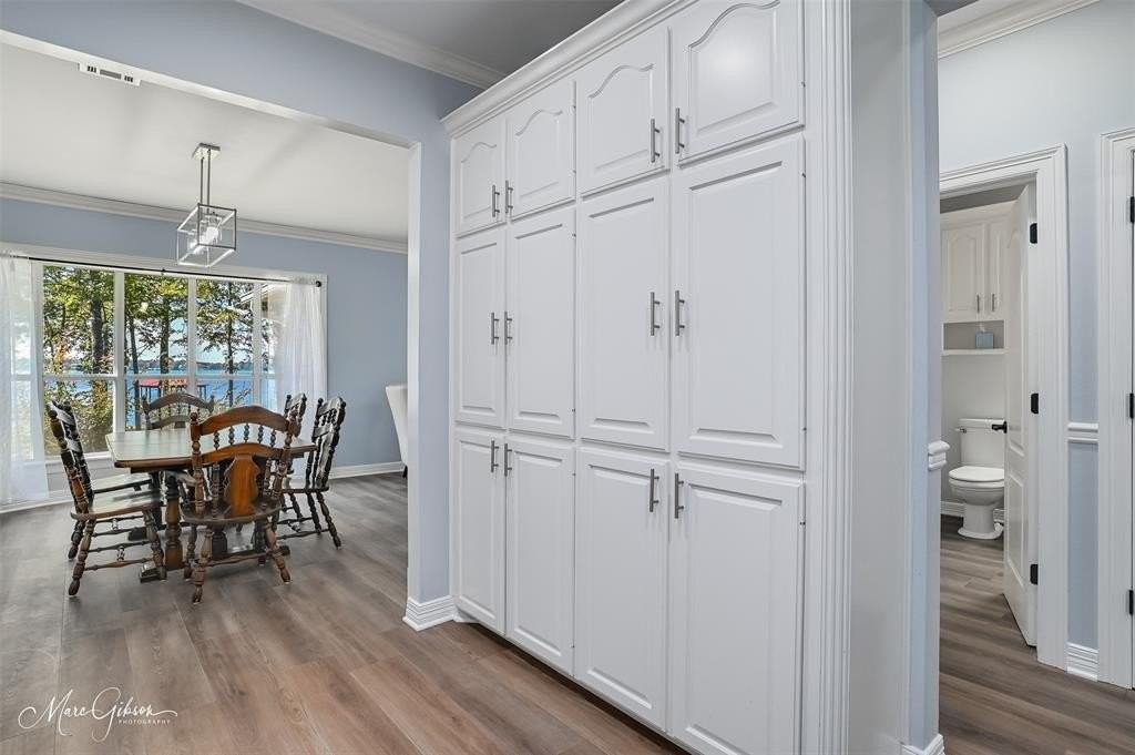 947 Judy Ln - Photo 5 of 25