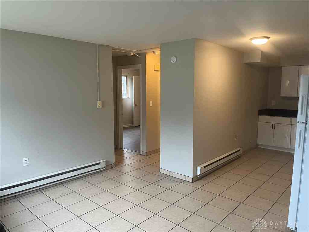 445 Hunter Ave ##2 - Photo 2 of 9